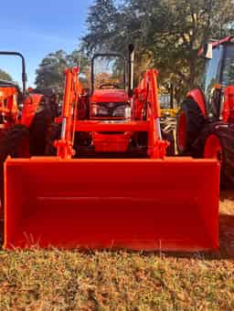 Kubota M6060HD Tractor