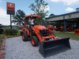 Kubota L47 Tractor