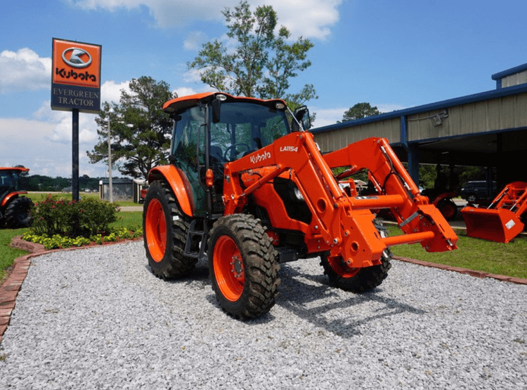 Kubota M4-071HDC12 Tractor