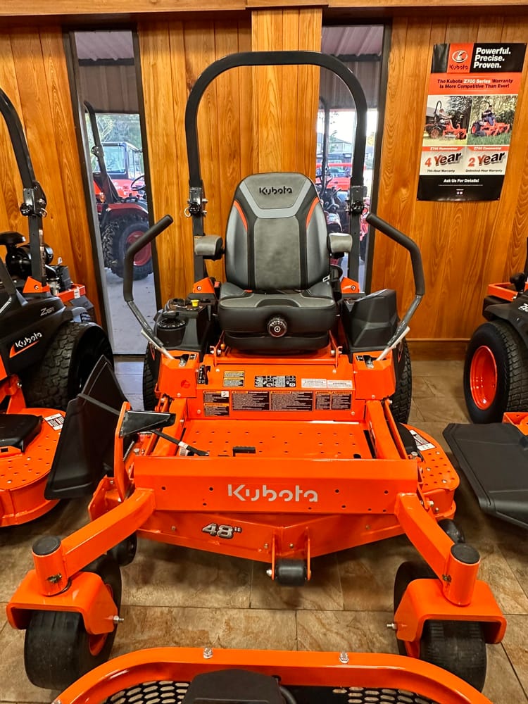 Kubota Z751KWI Zero-Turn Mower