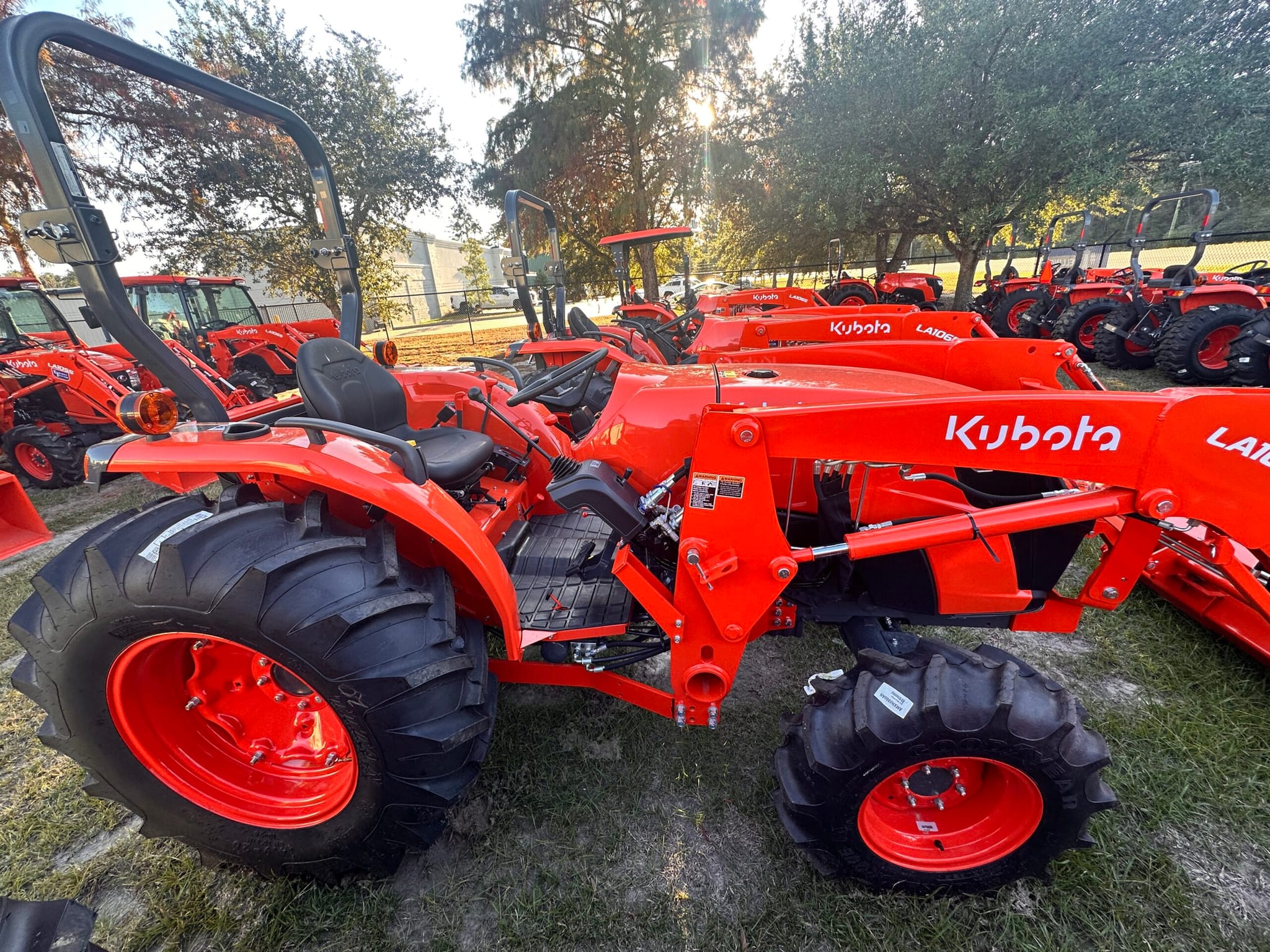 Kubota MX4900 Utility Tractor